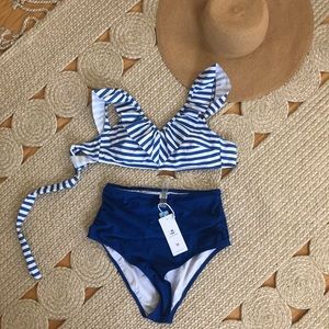 NWT Cupshe high waisted baiting suit